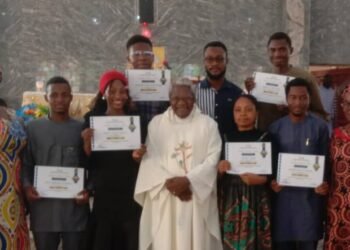 NFCS recognizes potential First Class Students; presents certificates