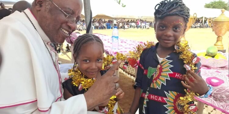 Bishop Daboh encourages children to embrace life of prayer