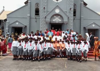 Onitsha Basilica parishioners celebrate solemnity of the Most Holy Trinity