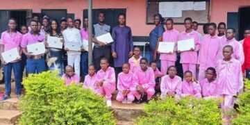 Sir Pius Ufudo Foundation Donates Laptops, Solar Power System to Nnobi School