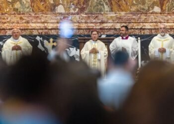 ‘Love Cannot Be Generated by an Algorithm’: Cardinal Tagle Challenges Catholic Influencers to Authentic Witness