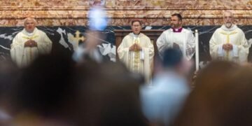 ‘Love Cannot Be Generated by an Algorithm’: Cardinal Tagle Challenges Catholic Influencers to Authentic Witness