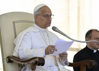 Pope Leo XIV Mourns Victims of Yemen Shipwreck, Urges Global Compassion for Migrants