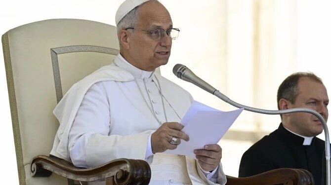 Pope Leo XIV Mourns Victims of Yemen Shipwreck, Urges Global Compassion for Migrants