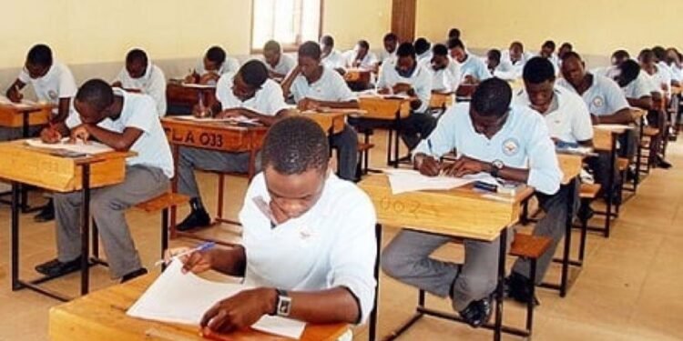 Only 38.32% of Candidates Passed English and Mathematics in 2025 WASSCE, WAEC Reports