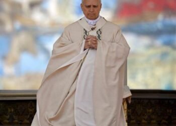 Pope Leo XIV Mourns Beirut Victims: “Christ’s Tears Are Joined with Ours”