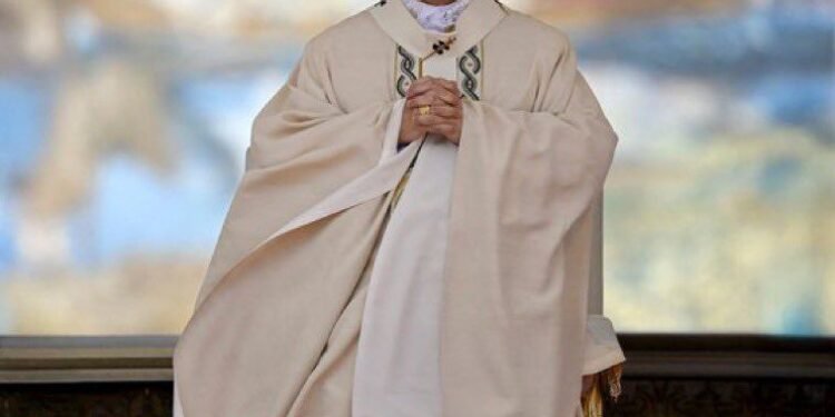 Pope Leo XIV Mourns Beirut Victims: “Christ’s Tears Are Joined with Ours”