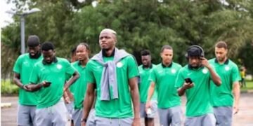 Super Eagles players, officials boycott training over unpaid allowances