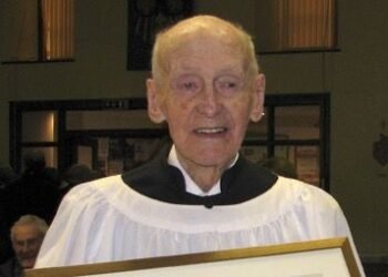World’s longest-serving altar server dies aged 103