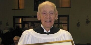 World’s longest-serving altar server dies aged 103