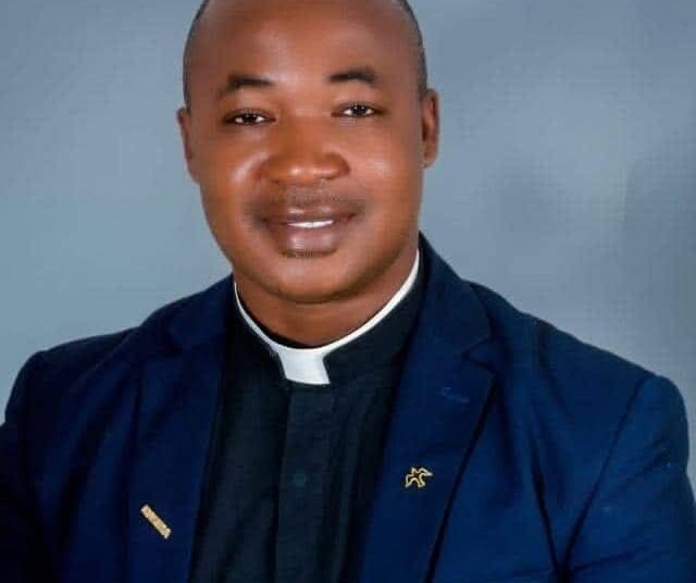 Bishops Daboh, Niyiring , others celebrate Fr Dauya at 50